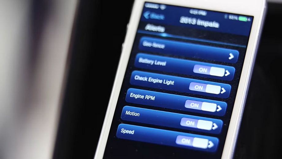 a phone screen with speed, motion, and engine rpm settings on it
